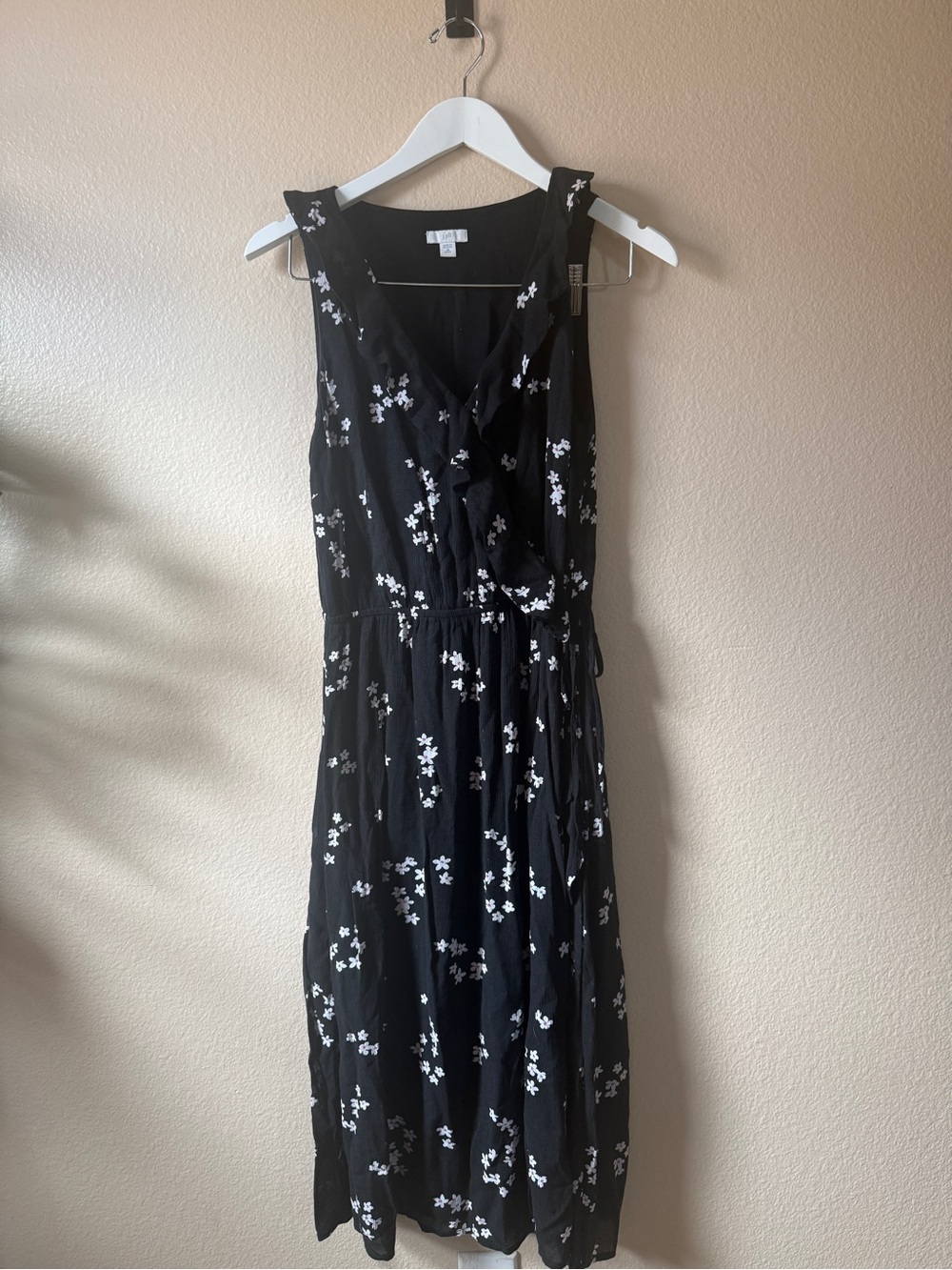 J. Jill Black Sleeveless Maxi Dress with White Floral Print XS